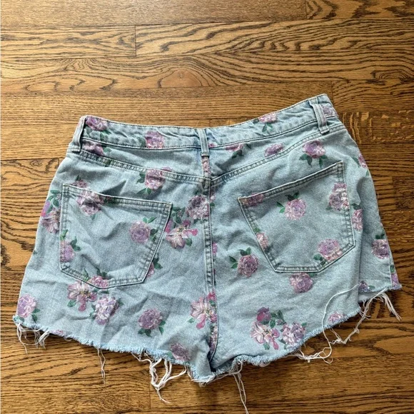 Wild Fable Floral Denim Shorts Size 14 - Picture 4 of 6
